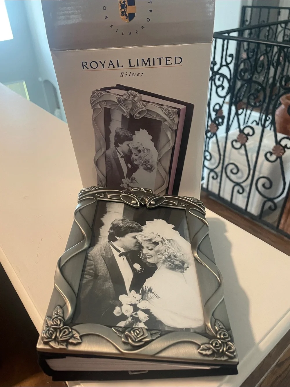 Vintage Royal Limited Silver Floral Ribbon Picture Frame